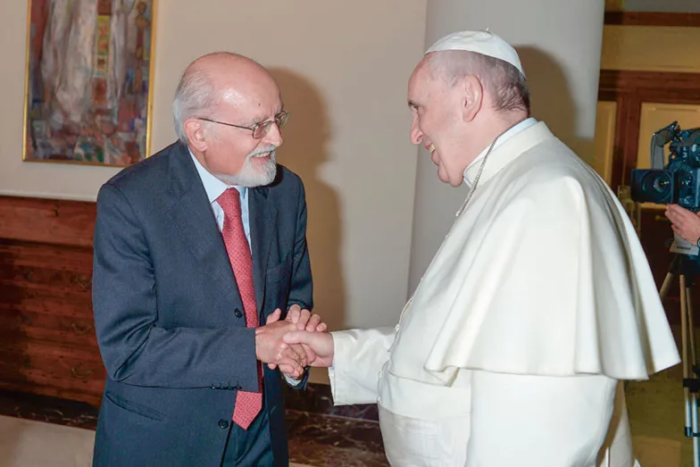 Luigi Accattoli z Franciszkiem w Domu św. Marty, Watykan, wrzesień 2014 r. / ARCHIWUM LUIGIEGO ACCATTOLEGO
