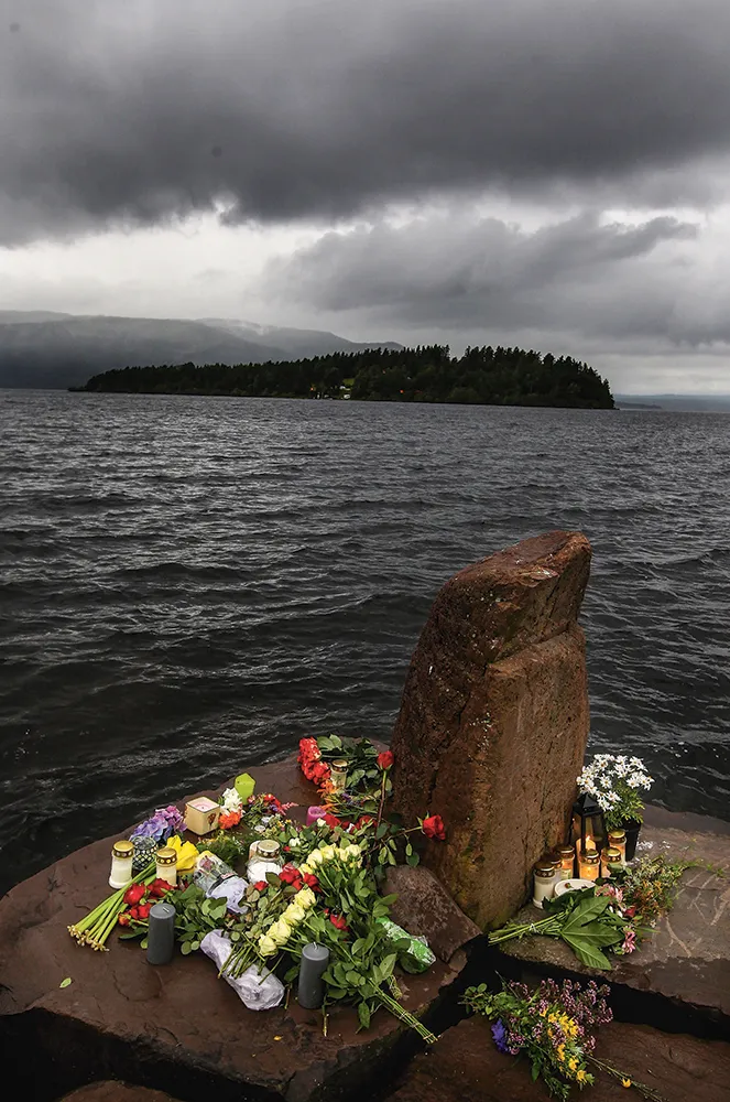 Widok na wyspę Utøya. Tu 22 lipca 2011 r. zginęło 93 młodych ludzi. / JEFF J MITCHELL / GETTY IMAGES