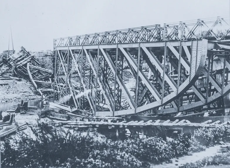 Most na rzece Wiar, na linii Przemyśl-Lwów, zniszczony podczas I wojny światowej