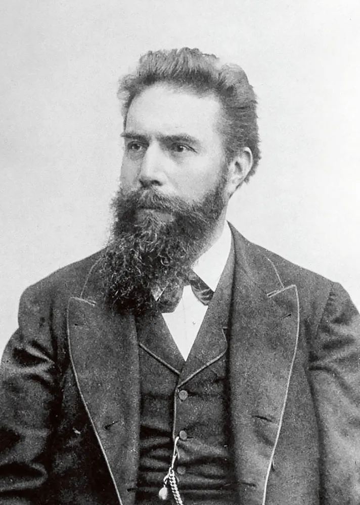 Wilhelm Conrad Röntgen, ok. 1900 r. / DOMENA PUBLICZNA