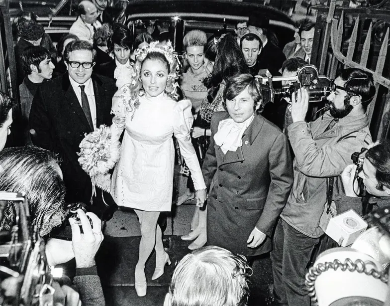 Sharon Tate i Roman Polański w dniu ślubu, Londyn, 20 stycznia 1968 r.