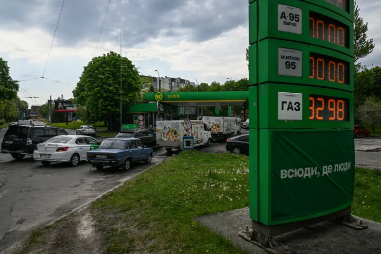 Stacja benzynowa we Lwowie, 9 maja 2022 r. / fot. AA/ABACA/Abaca/East News