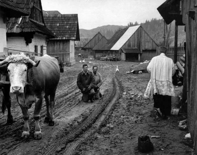 Wiatyk, Słowacja ok. 1960 r. / fot. Martin Martinček / Tradical / Twitter.com